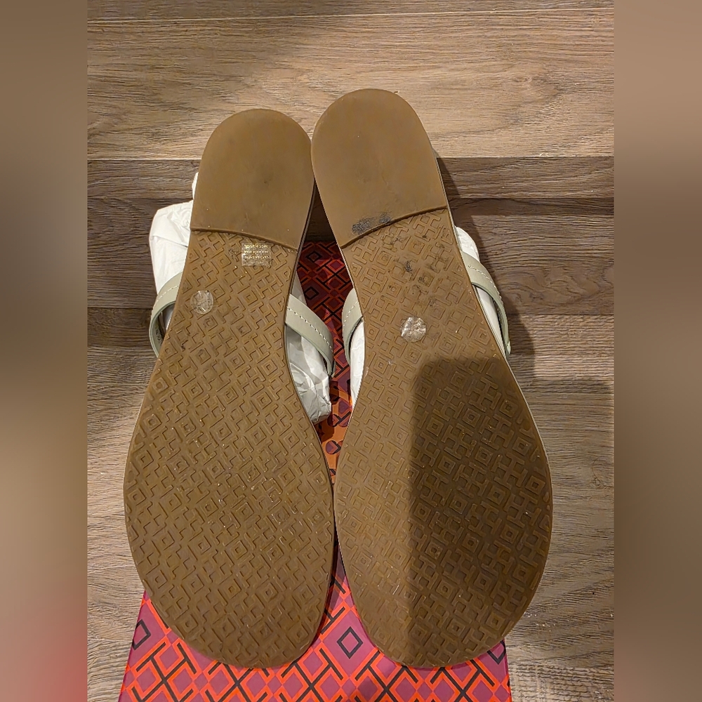 Tory Burch Miller Scallop Sandal in Garden Sage - Picture 6 of 7